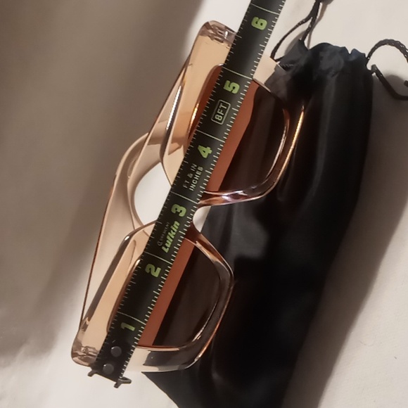 Wide frame lens sun glasses Translucent tan with a lens perfect for driving. - Picture 7 of 8